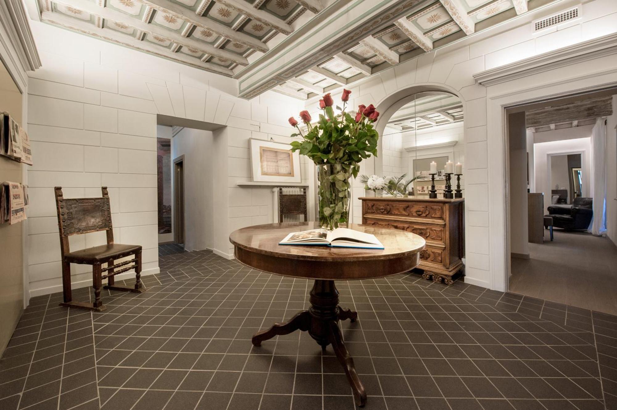 Apartamento Raffaello Charmsuite *